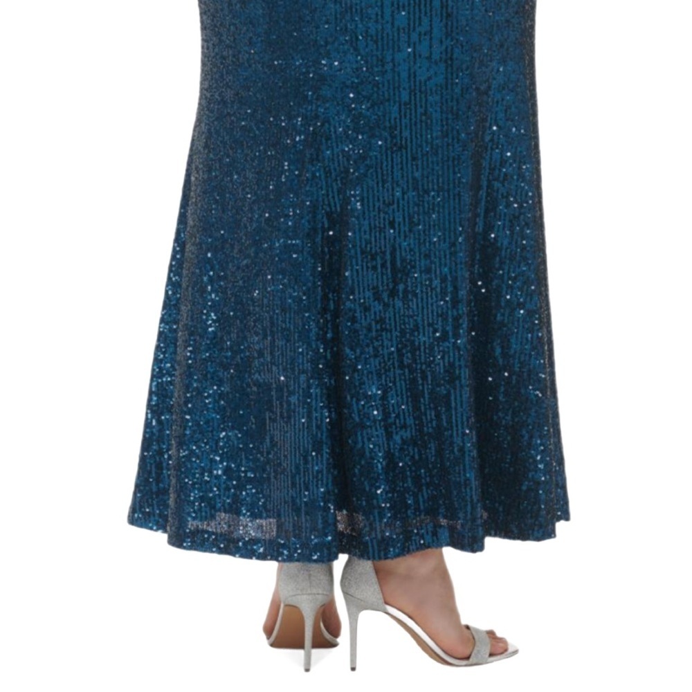 Eliza J
Sequin Halter Gown size 16W NWT Pea Green - Picture 8 of 13